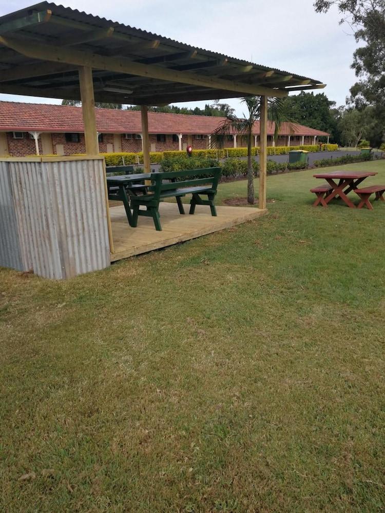 Lakeside Lodge Motel - UNDER NEW MANAGEMENT Lismore Buitenkant foto