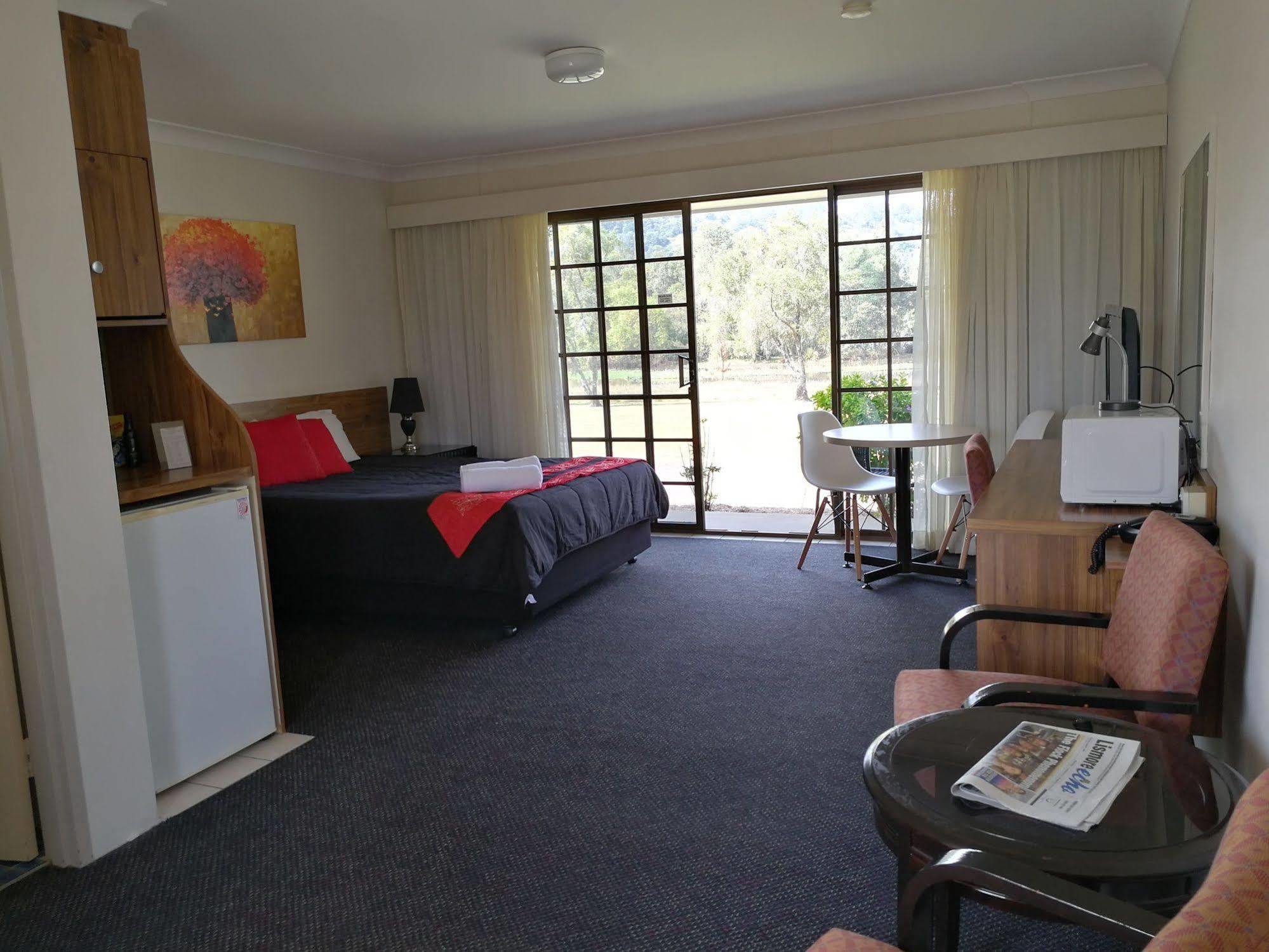 Lakeside Lodge Motel - UNDER NEW MANAGEMENT Lismore Buitenkant foto