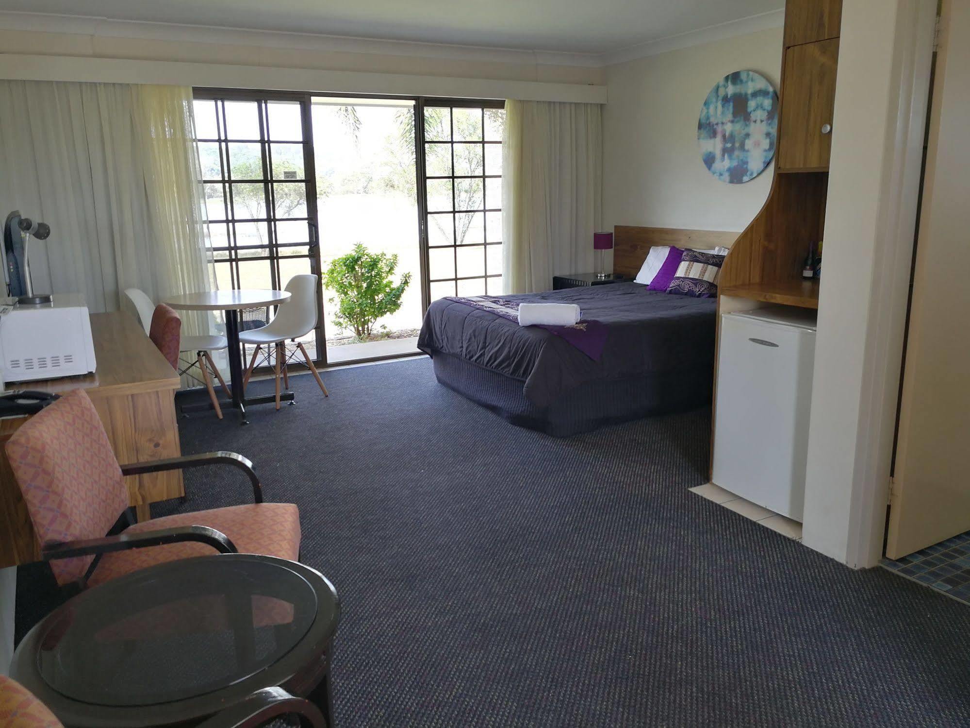 Lakeside Lodge Motel - UNDER NEW MANAGEMENT Lismore Buitenkant foto