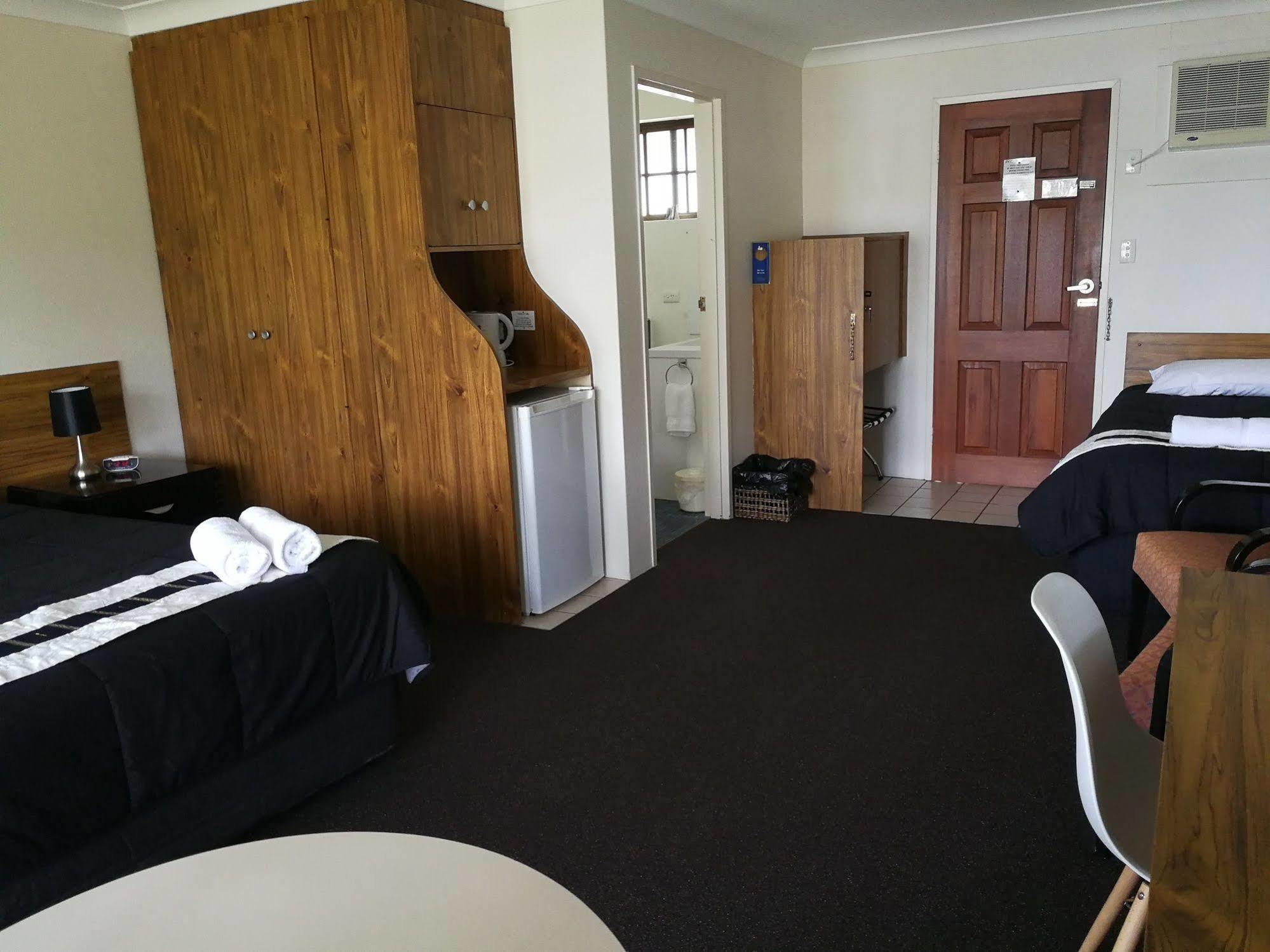 Lakeside Lodge Motel - UNDER NEW MANAGEMENT Lismore Buitenkant foto