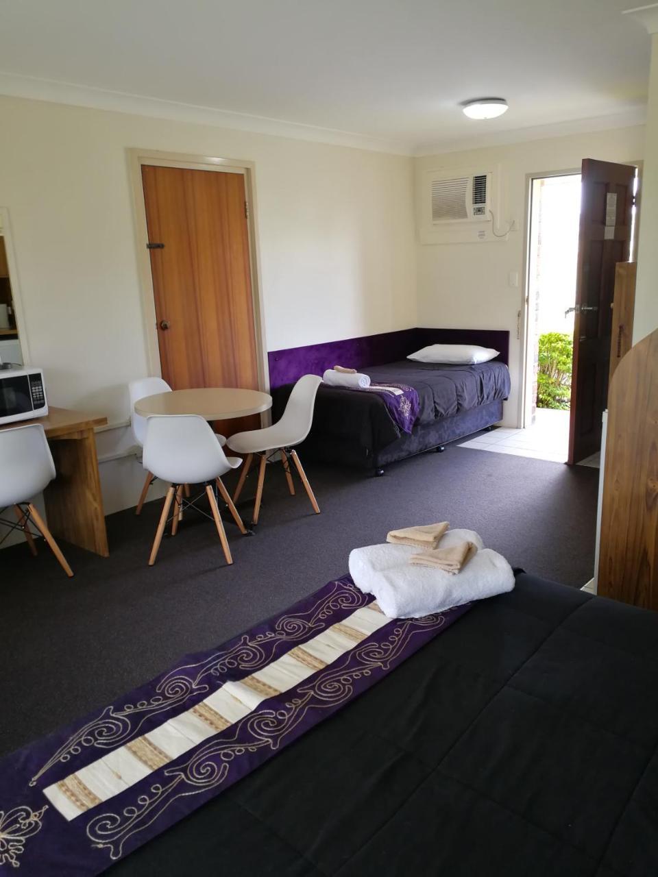 Lakeside Lodge Motel - UNDER NEW MANAGEMENT Lismore Buitenkant foto